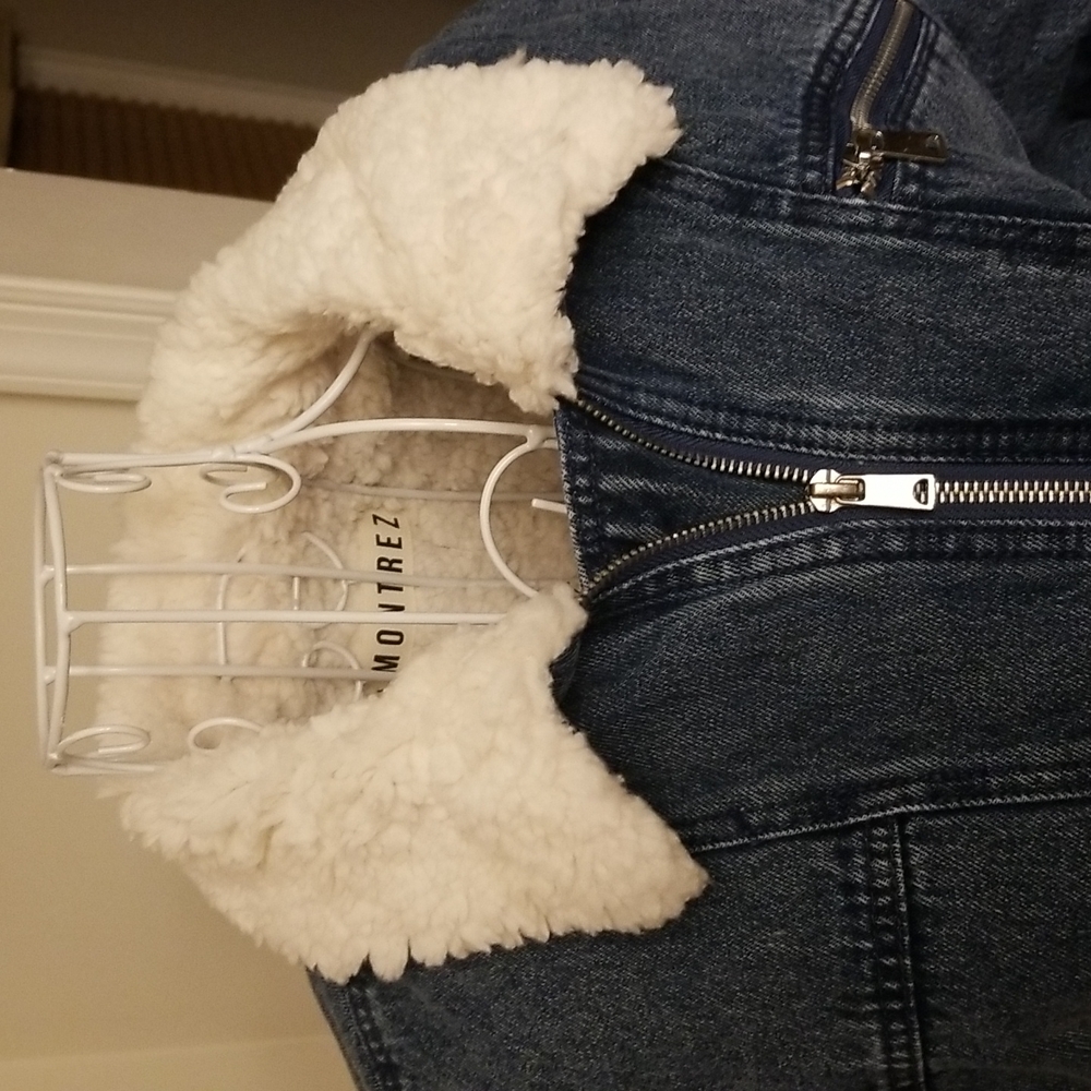 WARM FUZZY FEELING Women's Shearling collar denim Winter jean jacket - Picture 8 of 10